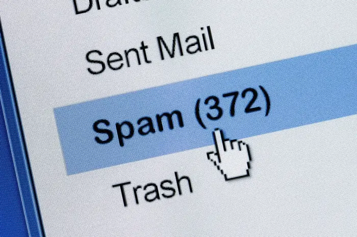 электронные письма со спамом