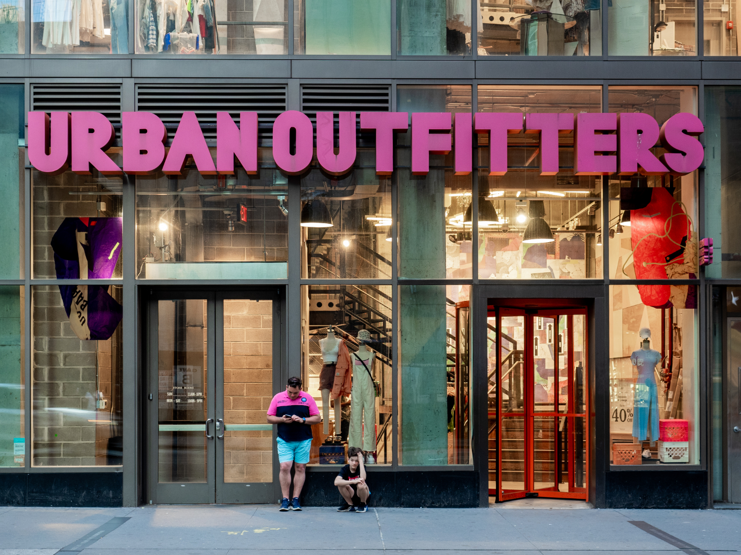 urban outfitters store