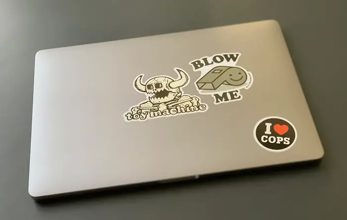 removr stickers from mac