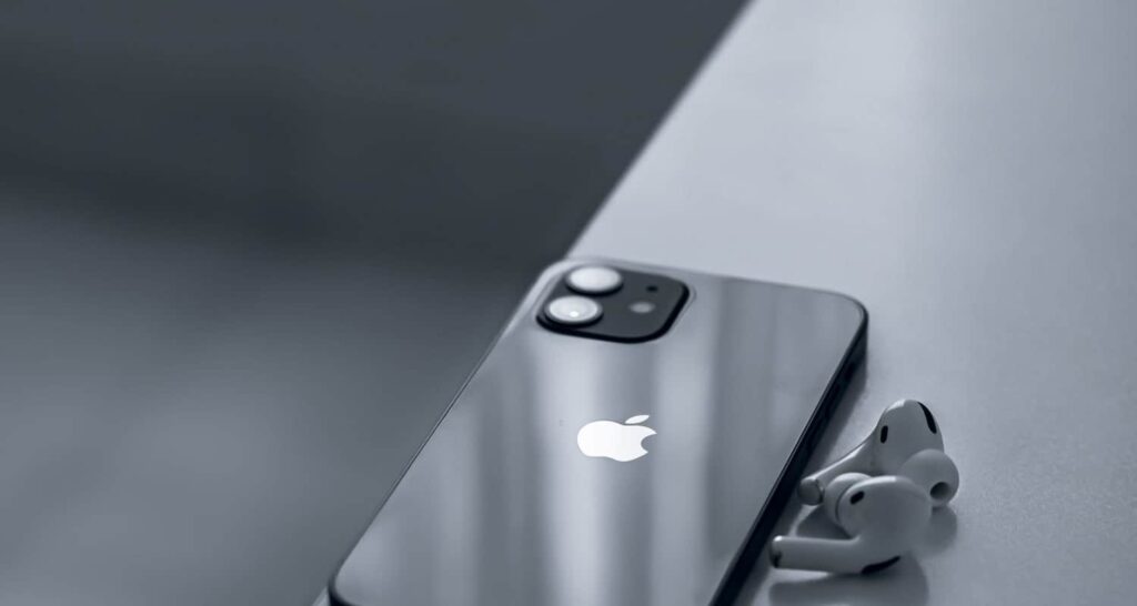 how to track an iphone without them knowing
