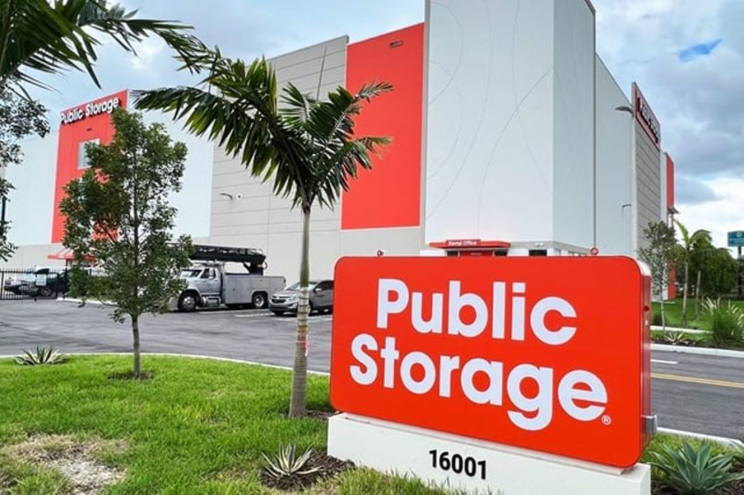 public storage