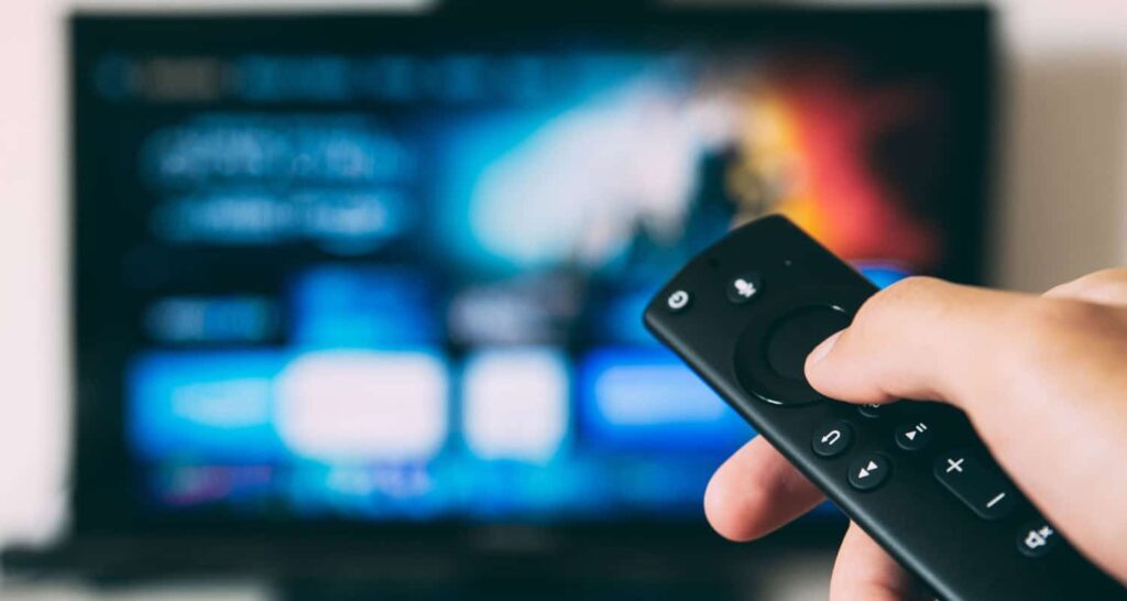 how to watch live tv on kodi