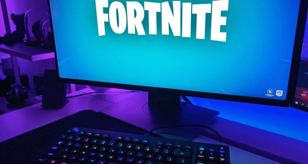 why is fortnite so laggy