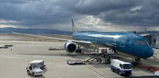Vietnam Airlines