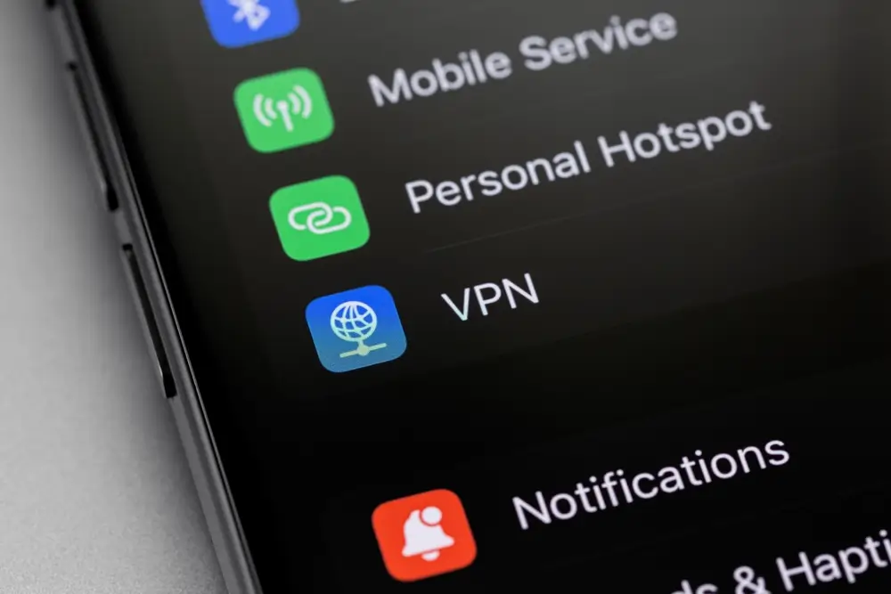 Comparing 6 Free VPN Apps for iOS Devices: A Detailed Analysis Free VPN Apps iOS Comparison